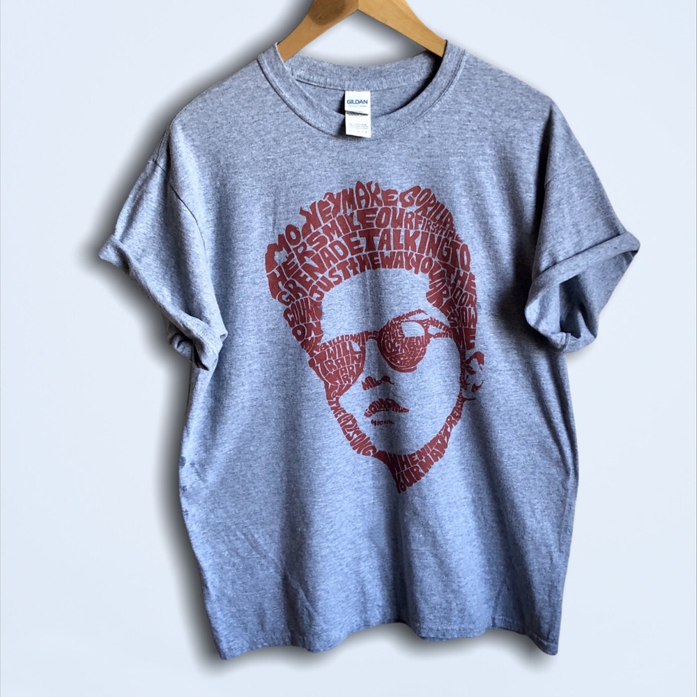 Bruno Mars band tee large